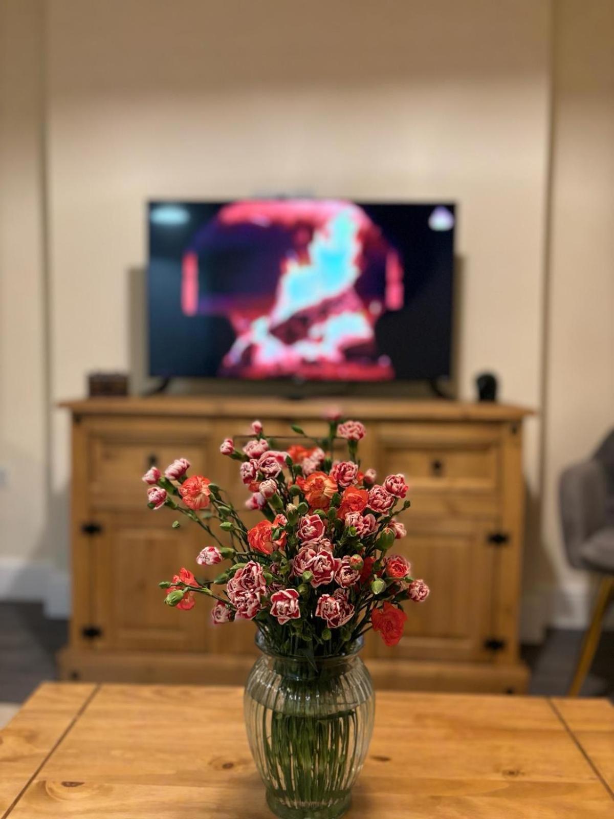 Cardiff/Pernath Home2 Ngoại thất bức ảnh